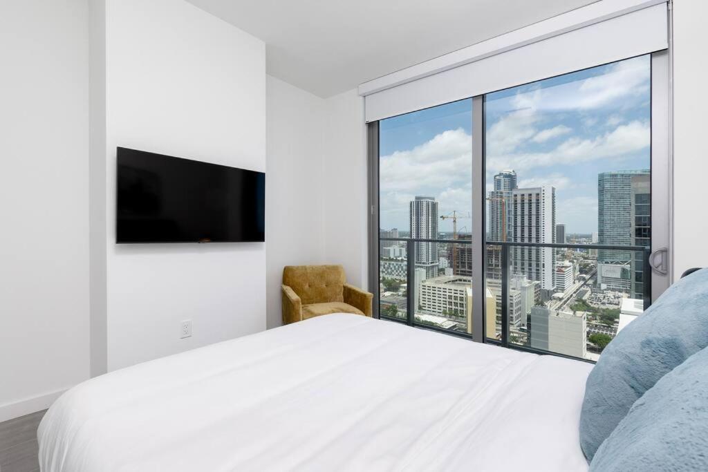 Amazing 2 Bedroom 30Th Floor Downtown Free Parking マイアミ エクステリア 写真